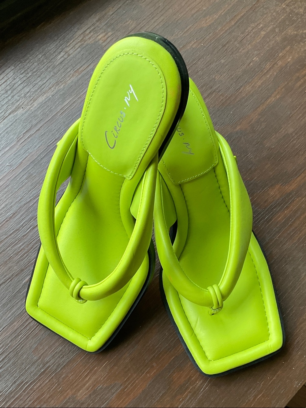 Circus by Sam Edelman Neon Lime Square-Toe Thong Sandals